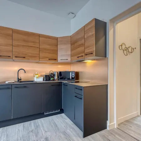 Newhome - Clinique Mutualiste / Belle Electrique *